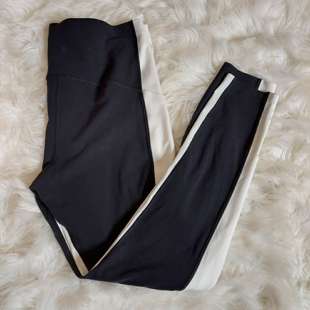 Athleta Women's black and white leggings‎
